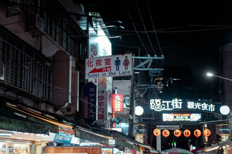 小吃攤自營商如何投保勞保？自營作業者資格、管道與步驟