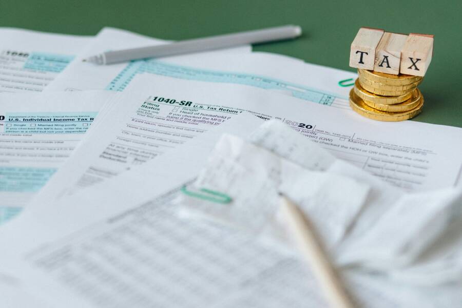我需要償還工會保險的會費嗎？先計算工齡、退休金和費用再決定