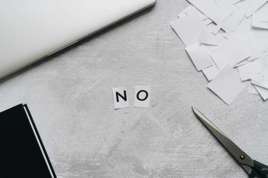 接案者投保薪資高低會影響勞保給付申請嗎？一次看懂生育、失能與老年年金差異