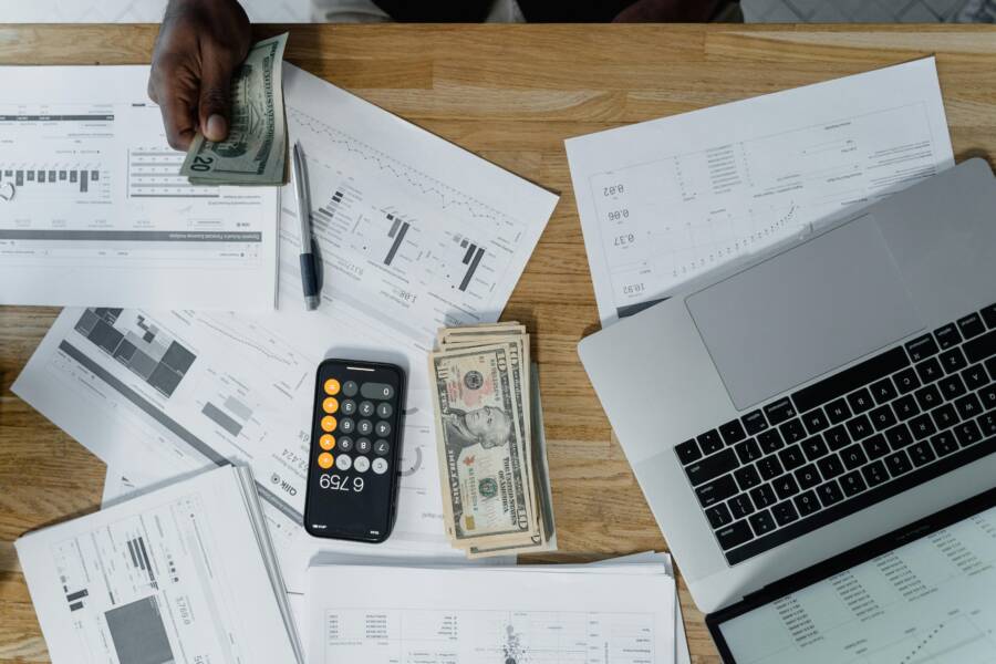月領年金回本要領多久?從投保級距看真實回本年數差異 每月年金需要多長時間才能收回?根據保險等級差距看實際還本金年限的差異