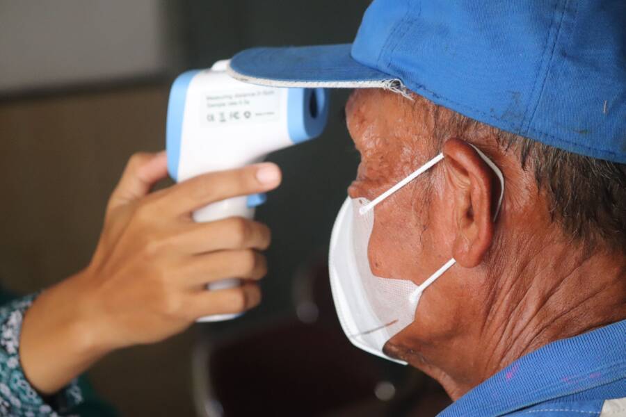 年終健康體檢：檢查勞保投保薪資，確保福利待遇不受影響