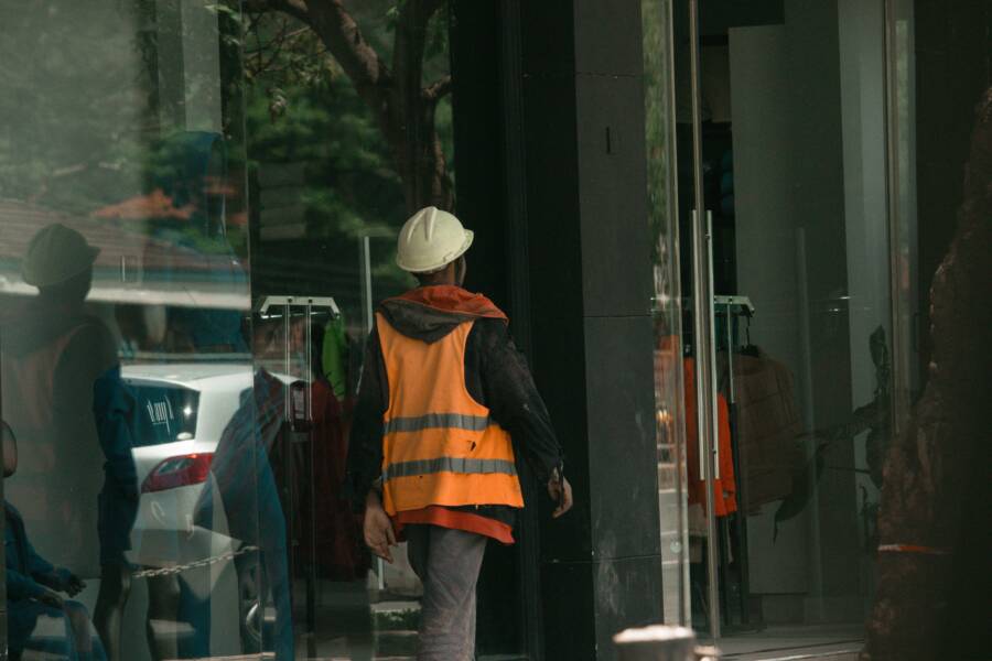 跳槽期間勞動保險中斷怎麼辦？透過專業工會延長資歷和保護的實踐教學