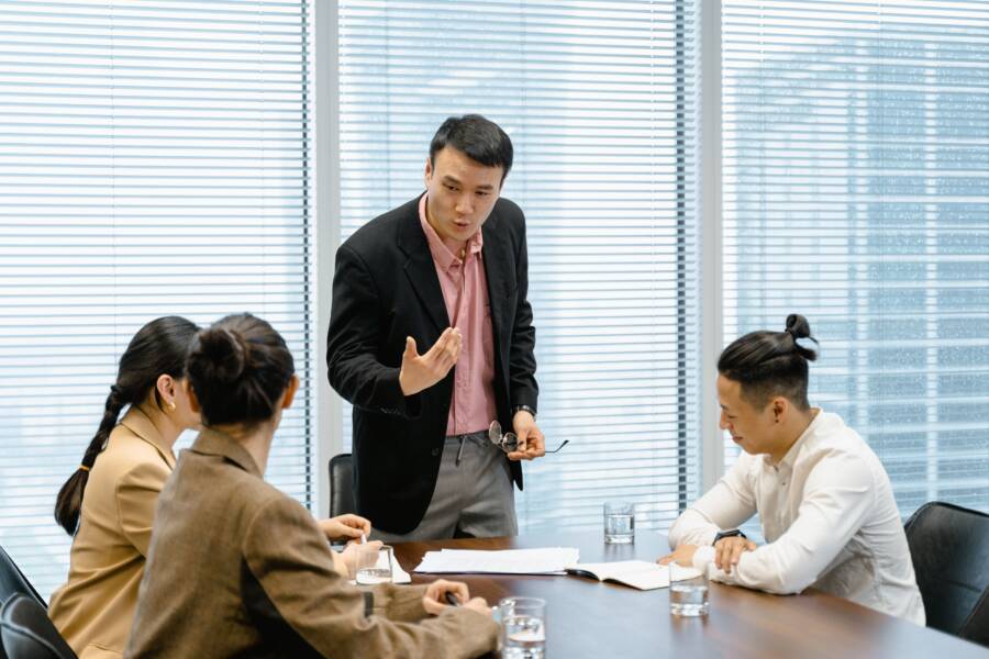 勞保資訊不符怎麼辦？三步教你如何改正，保證資歷和福利。