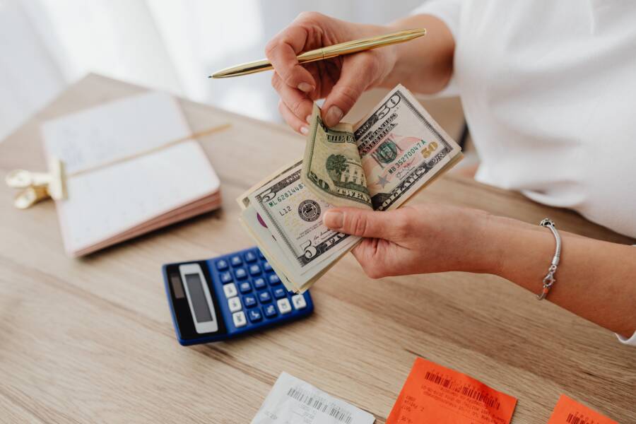 勞保退休金按月繳納與一次性繳納：個人化退休理財規劃指南