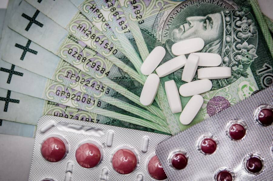搬家、跳槽時如何領取勞資保險？勞保工齡、工會、投保薪資一目了然